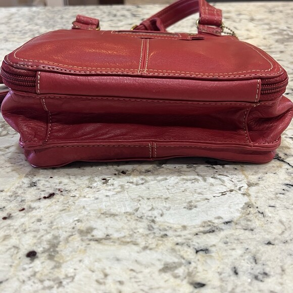 Fossil Red Leather Crossbody Tote Organizer Bag ID Window Key Charm Y2K Purse - Picture 15 of 16